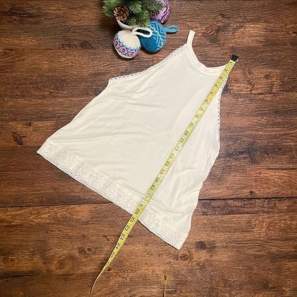 Urban Outfitters | Kimchi Blue White Lace Tank - Picture 6 of 7